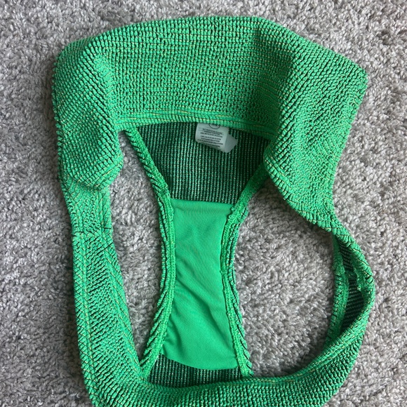 Good American bikini - Picture 3 of 9